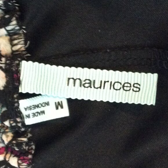 Maurice’s Geometric Asymmetrical Skirt Size Medium - Picture 7 of 10